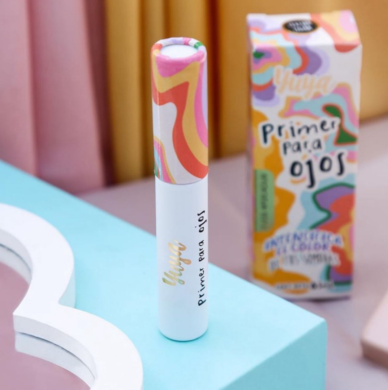 Yuya - Primer para sombras de ojos